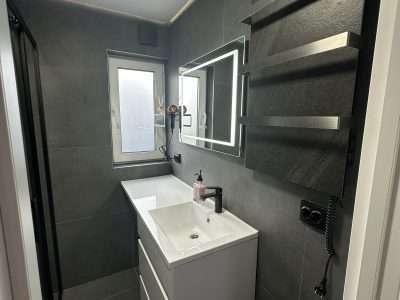 Duo House