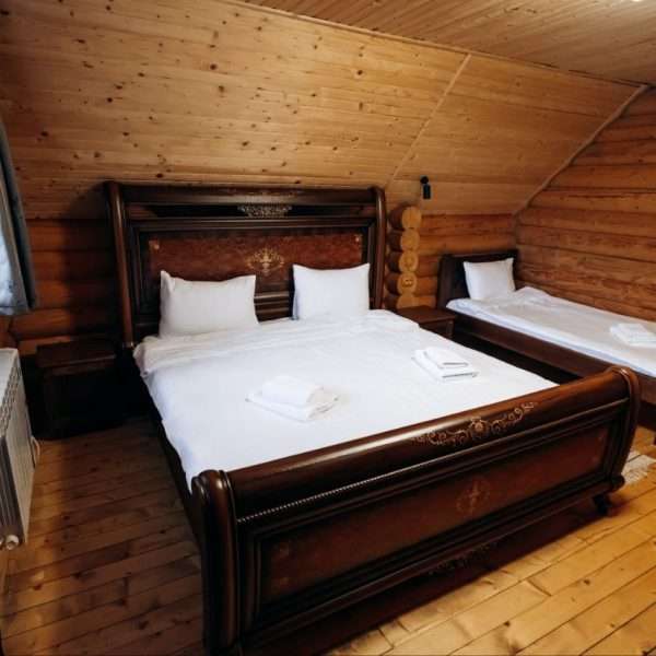 "МАЯК" Chalet Resort Микуличин