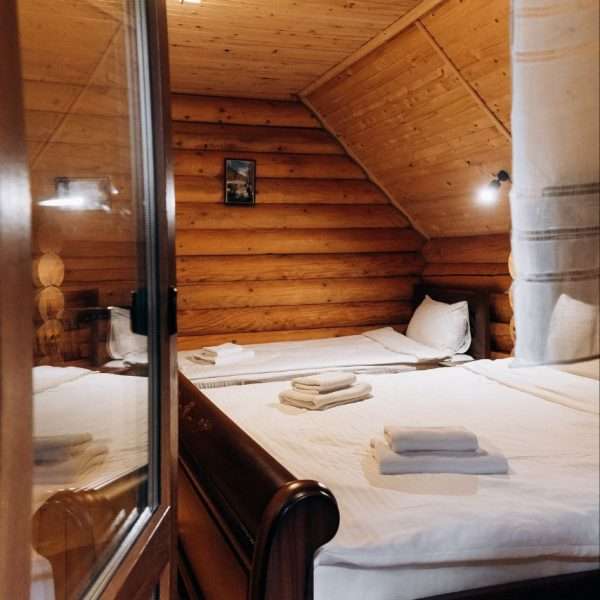 "МАЯК" Chalet Resort Микуличин
