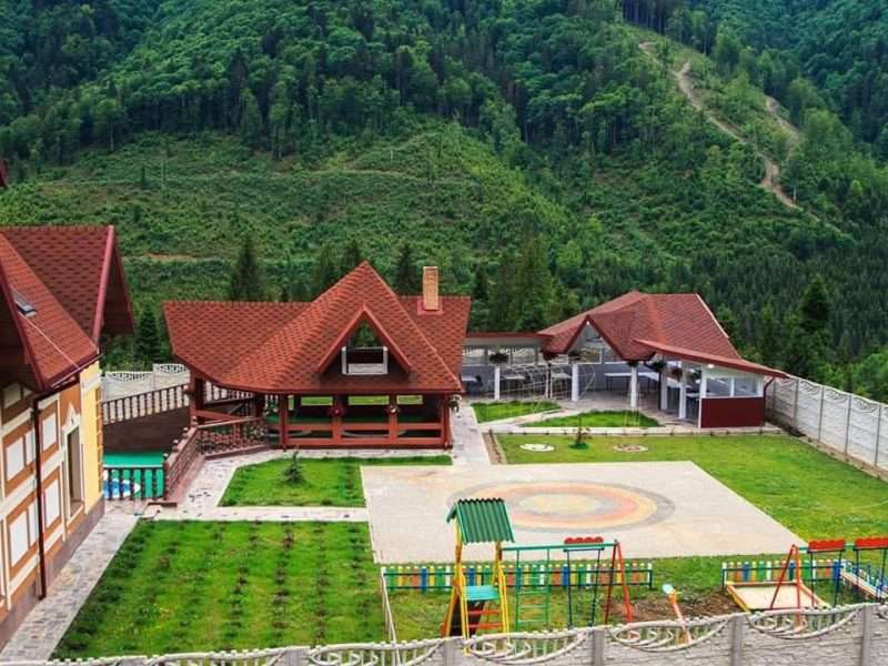 Комплекс відпочинку "Villa OMMO"