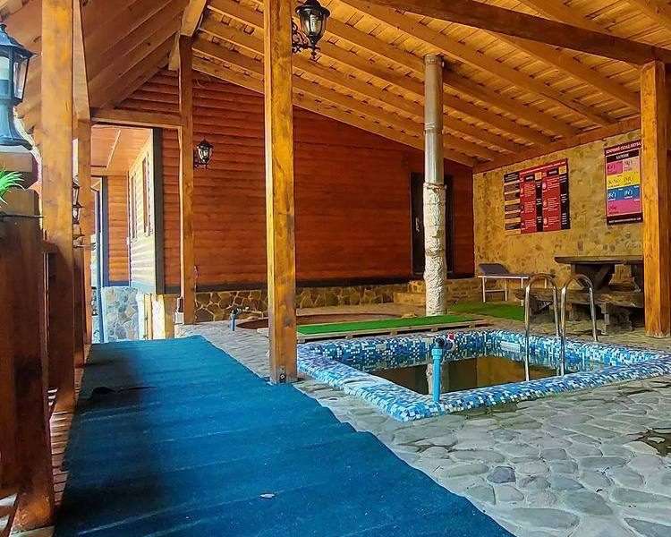 Гостинний двір "Буковець"
